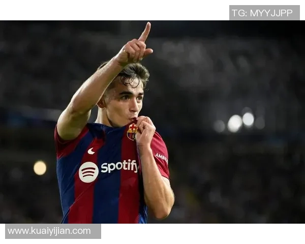 足球场上的魅力对话美女记者专访足球明星的背后故事与心声